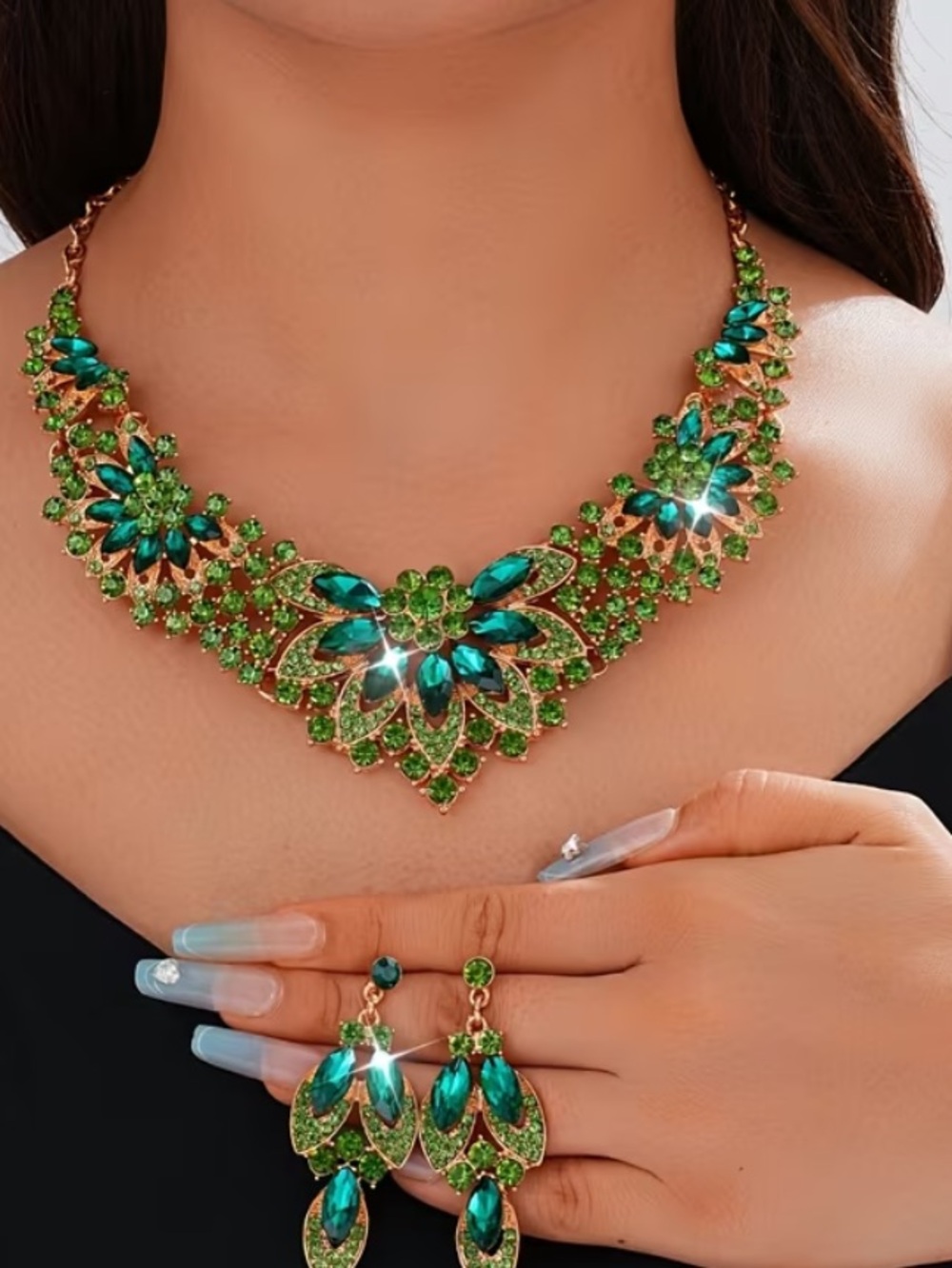 2 PC SET Green Crystal Statement Necklace & Dangling Pierced Earrings NIB